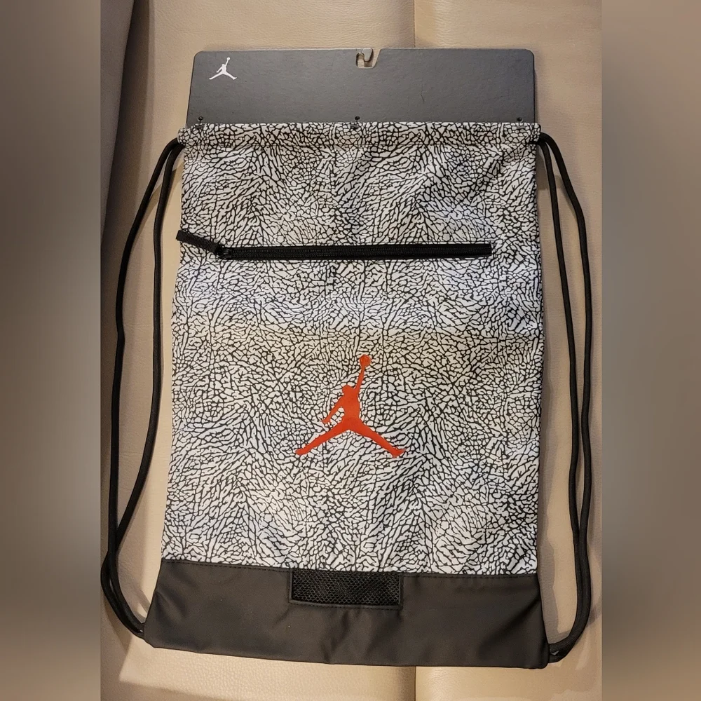 Boys Nike Jordan Black and Gray Drawstring Bag